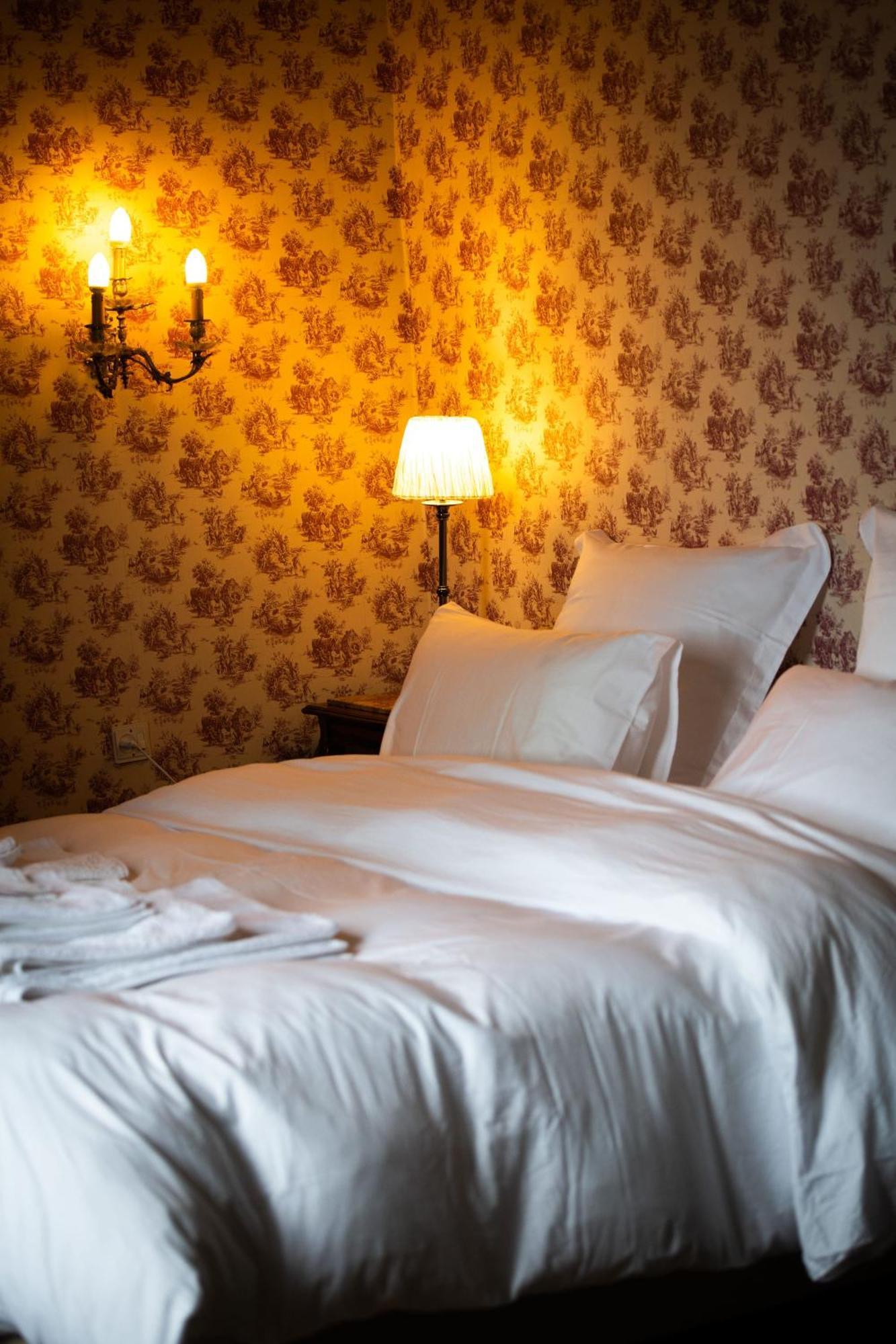 Bed and Breakfast Domaine De La Briouse Sanxay Zewnętrze zdjęcie